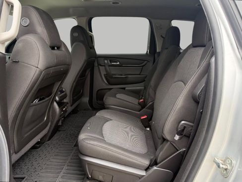 Used 2016 Chevrolet Traverse LT w/ Traveler's Package FWD image 24