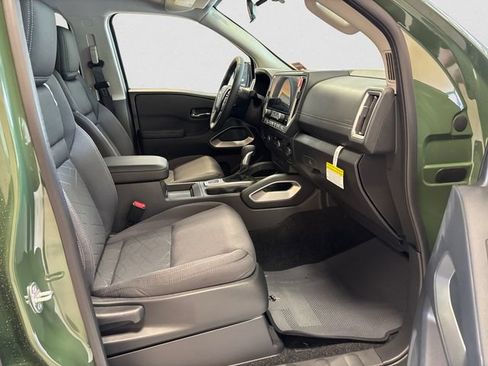 New 2026 Nissan Frontier SV w/ SV Convenience Package AWD/4WD image 16