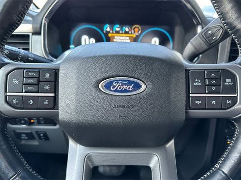 Used 2021 Ford F150 Lariat w/ Trailer Tow Package image 25