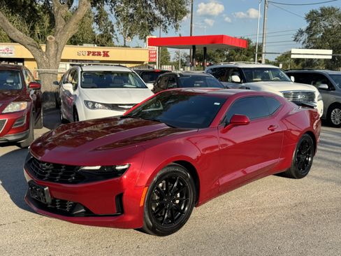 Used 2021 Chevrolet Camaro LT image 3