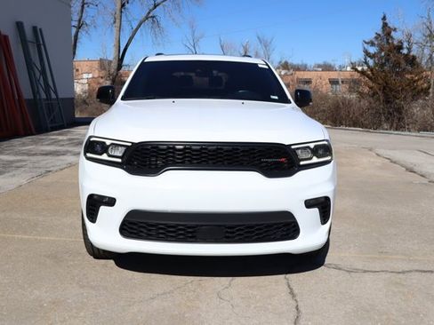 Used 2023 Dodge Durango GT image 3