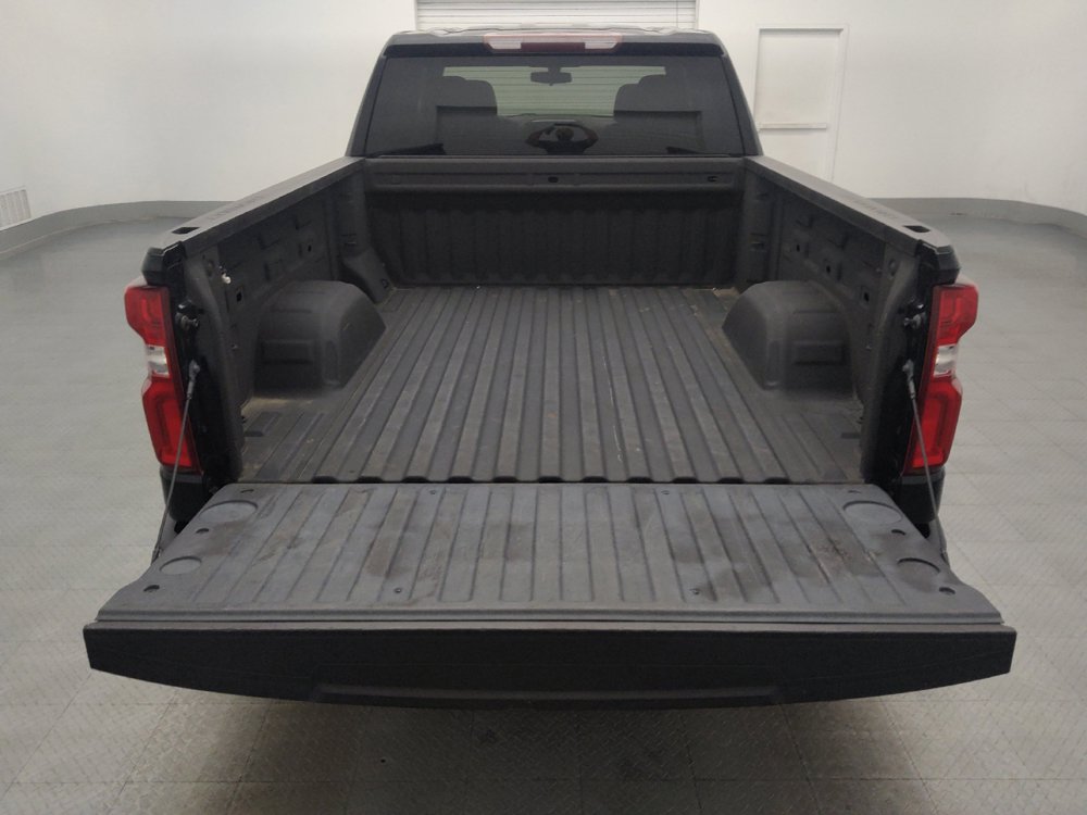 Used 2019 Chevrolet Silverado 1500 Custom w/ Custom Value Package RWD image 29