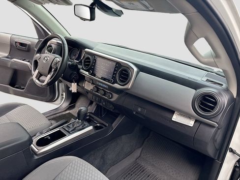 Used 2021 Toyota Tacoma SR5 RWD image 27