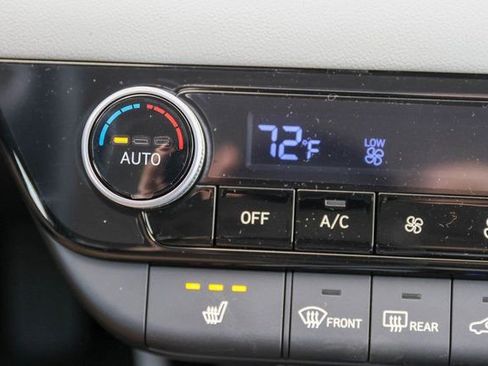 New 2026 Hyundai Elantra Limited FWD image 21