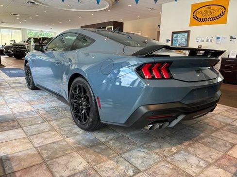 Used 2024 Ford Mustang GT Premium w/ GT Performance Package RWD image 5