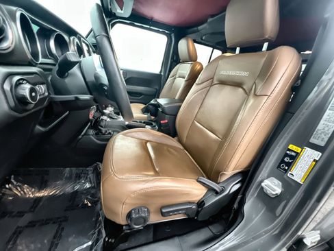 Used 2020 Jeep Wrangler Unlimited Rubicon w/ Dual Top Group image 13