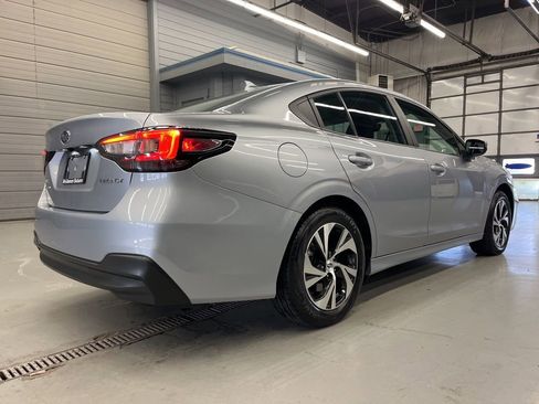 Used 2025 Subaru Legacy Premium image 10