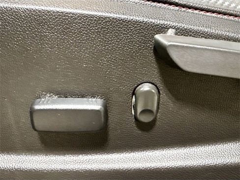 Used 2019 GMC Canyon All Terrain w/ Trailering Package image 21