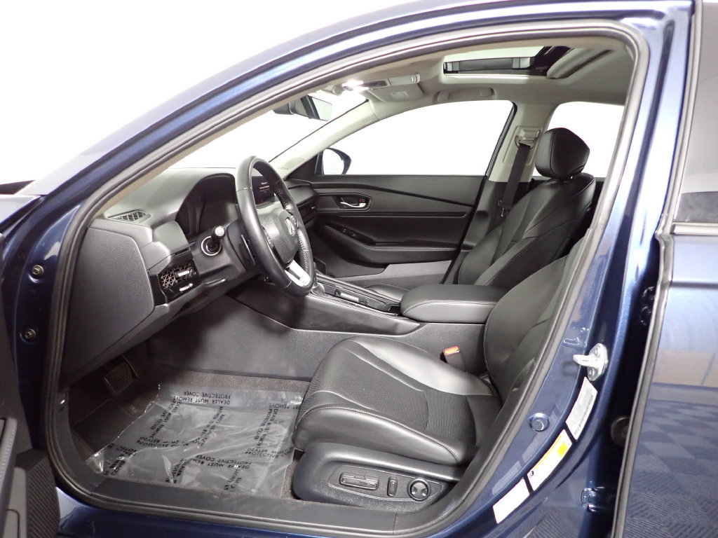 Used 2024 Honda Accord Touring image 22