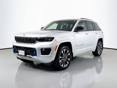Used 2023 Jeep Grand Cherokee Overland w/ Advanced Protech Group III