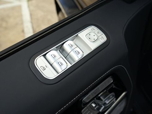 Used 2026 Mercedes-Benz G 63 AMG 4MATIC image 31