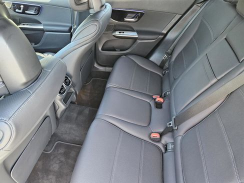 Certified 2025 Mercedes-Benz GLC 300 image 16