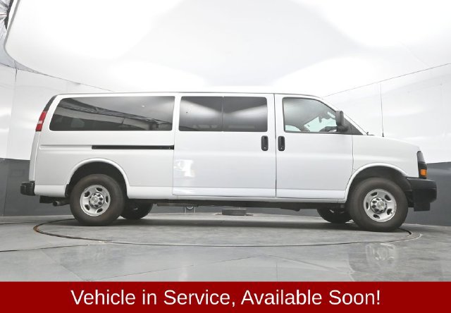 Used 2024 Chevrolet Express 3500 LS RWD image 37