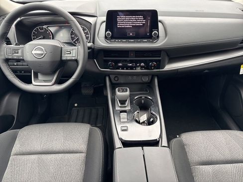 New 2026 Nissan Rogue SV FWD image 15