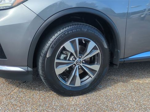 Used 2019 Nissan Murano S image 9