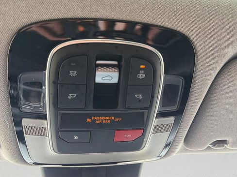 Used 2023 Hyundai Santa Fe Limited image 21