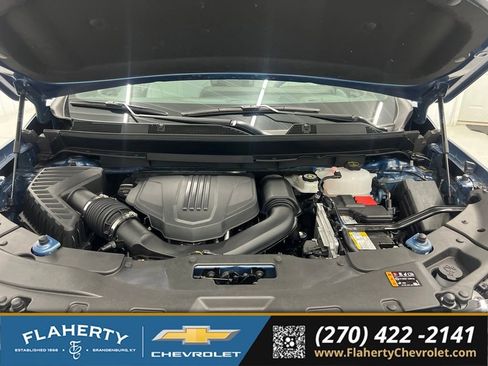 Used 2025 Chevrolet Traverse High Country FWD image 16