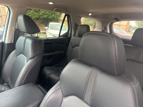 Used 2023 Honda Pilot EX-L image 11