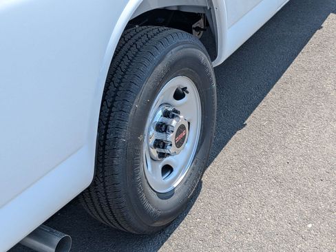 New 2025 GMC Savana 2500 Extended w/ Safety Package image 16