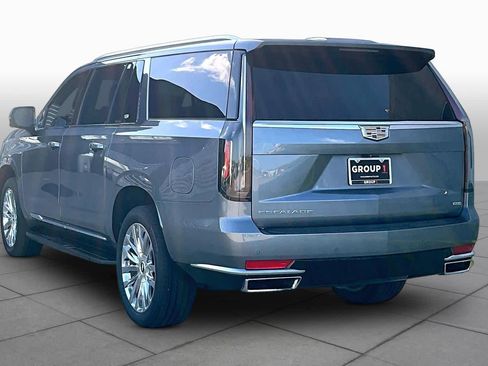 Used 2021 Cadillac Escalade ESV Premium Luxury RWD image 12