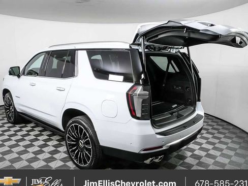 New 2026 Chevrolet Tahoe High Country AWD/4WD image 37