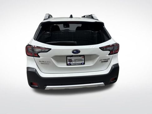 Used 2025 Subaru Outback Touring image 9