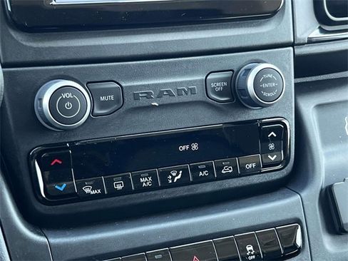 New 2026 RAM ProMaster 3500 w/ Quick Order Package 22G SLT image 19
