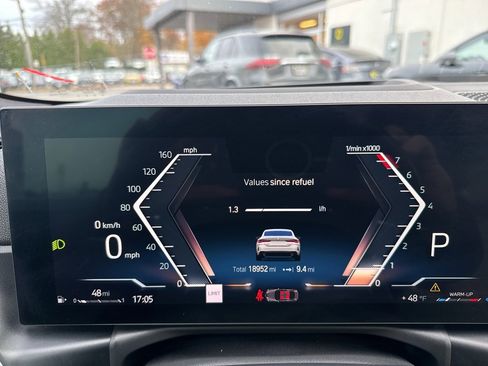 Used 2024 BMW 430i xDrive Coupe w/ Premium Package image 31