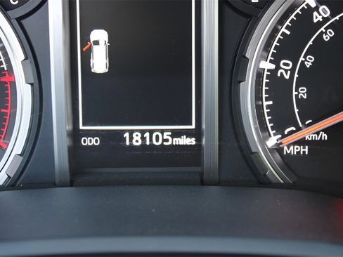 Certified 2023 Toyota 4Runner TRD Off-Road Premium image 11