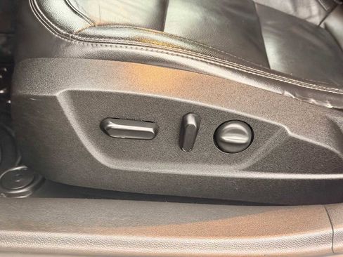 Used 2016 Chevrolet Malibu LTZ image 18