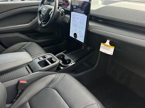 New 2025 Ford Mustang Mach-E Premium image 15