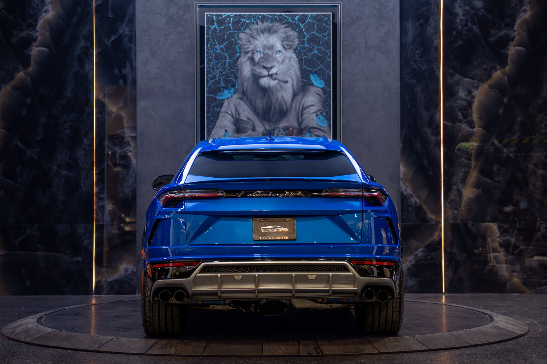 Used 2019 Lamborghini Urus AWD/4WD image 7