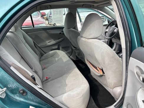 Used 2010 Toyota Corolla LE image 18