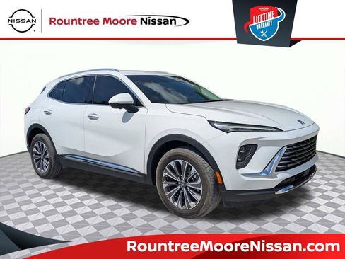 Used 2024 Buick Envision Preferred image 1