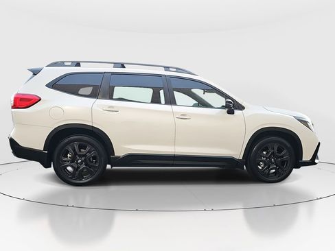 Used 2023 Subaru Ascent Onyx Edition Limited image 4