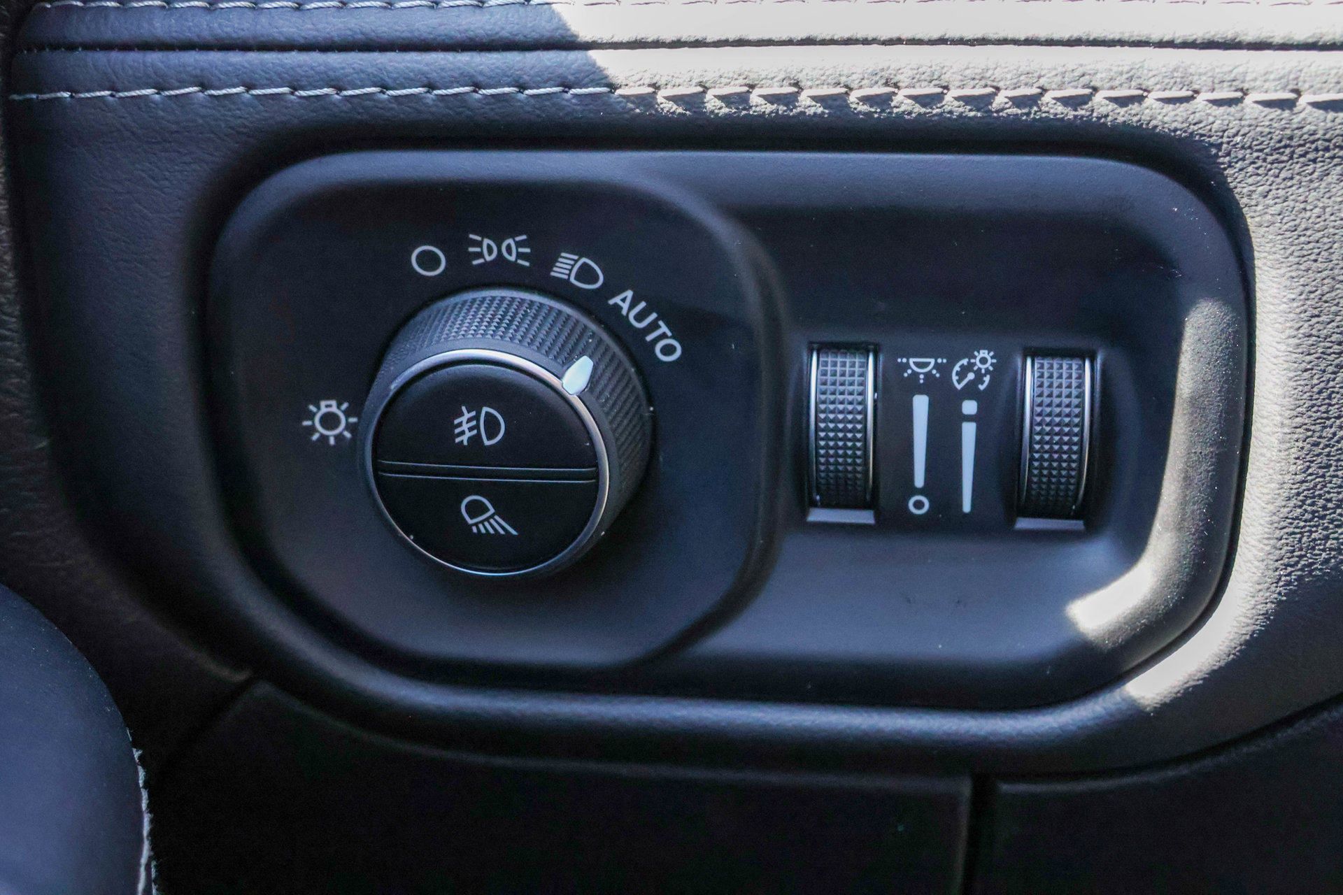 New 2026 RAM 2500 Limited AWD/4WD image 33