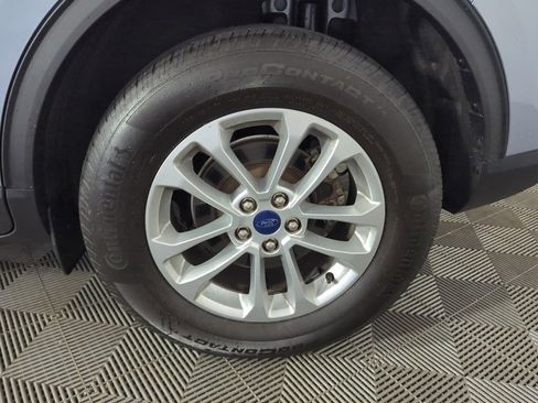 Used 2022 Ford Escape SE image 10