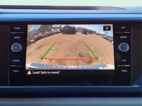 Used 2023 Volkswagen Taos SE image 22