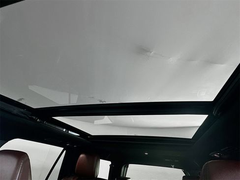 Used 2024 Ford Expedition Max Limited image 21