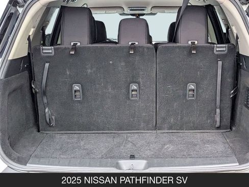Certified 2025 Nissan Pathfinder SV FWD image 23
