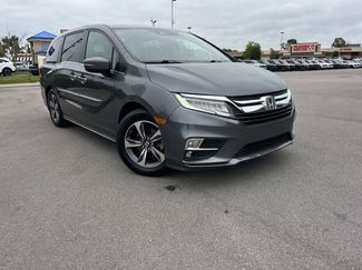 Used 2018 Honda Odyssey Touring video 1