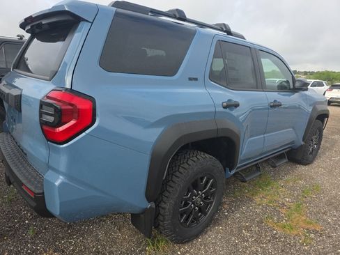 Used 2026 Toyota 4Runner SR5 AWD/4WD image 7
