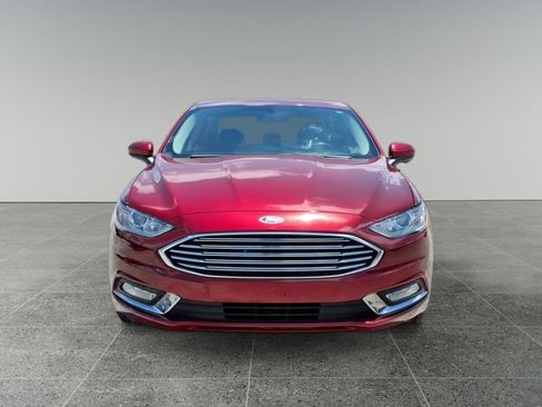 Used 2018 Ford Fusion SE w/ Equipment Group 201A FWD image 6