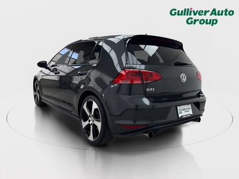 Used 2017 Volkswagen GTI S FWD image 5