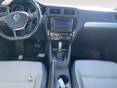 Used 2016 Volkswagen Jetta SEL Premium FWD image 10