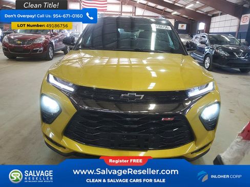 Used 2023 Chevrolet TrailBlazer RS w/ Sun and Liftgate Package AWD/4WD image 7