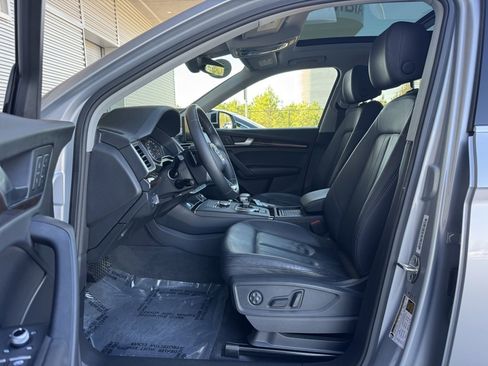 Used 2020 Audi Q5 2.0T Premium w/ Convenience Package image 23