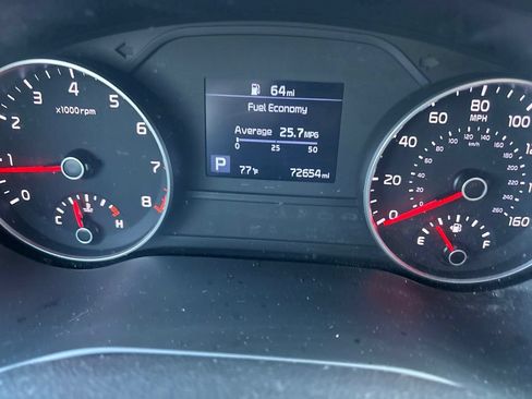 Used 2020 Kia Sportage S w/ S FWD Sunroof Package image 9