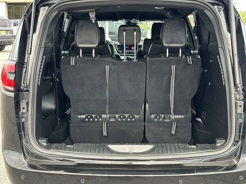 Used 2025 Chrysler Pacifica Select FWD image 23