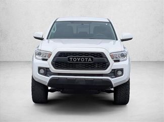 Used 2017 Toyota Tacoma SR video 2
